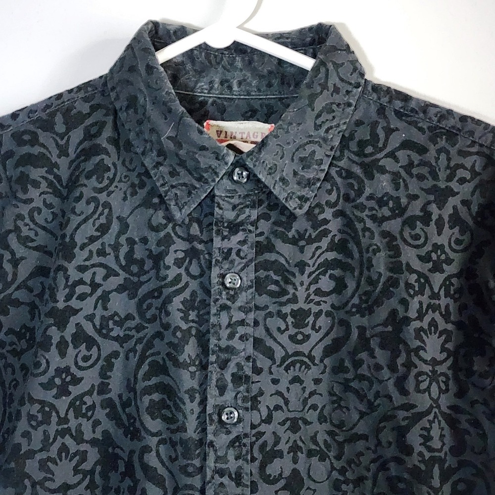 Velvet Burnout Shirt Mens Medium Black Damask Goth Baroque Emo Alt Indie Vampire
